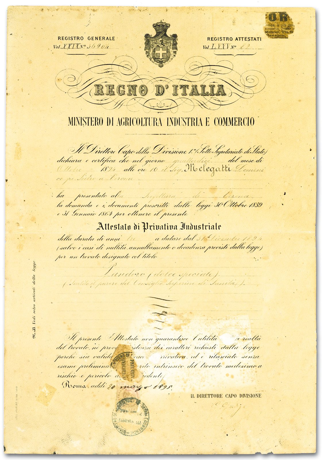 古い証書。上にイタリア王国の紋章と「REGNO D'ITALIA」の飾り文字。中ほどに手書きで「Pandoro (dolce speciale)」